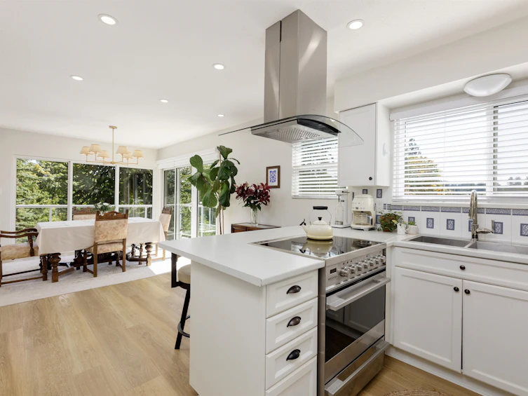 2441 Panorama Drive, North Vancouver, BC, V7G 1V4 - 7