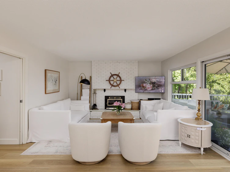 2441 Panorama Drive, North Vancouver, BC, V7G 1V4 - 3