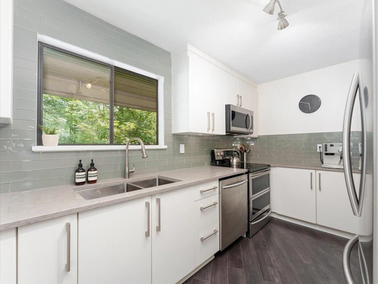 304-1385 Draycott Road, North Vancouver, BC, V7J 3K9 - 13