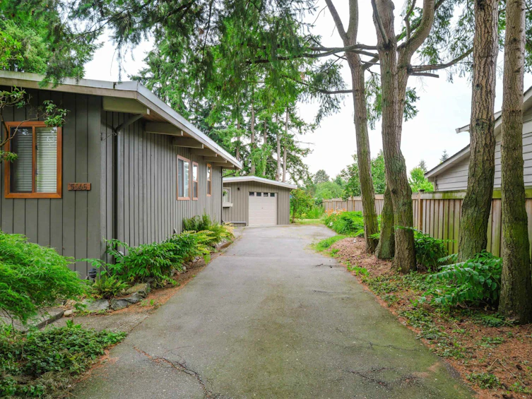 5546 Grove Avenue, Delta, BC, V4K 2A7 - 34