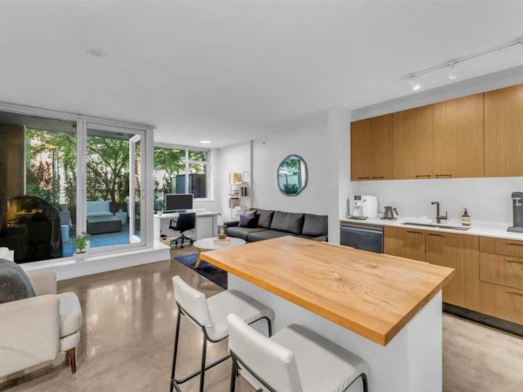 210-221 Union Street, Vancouver, BC, V6A 0B4 - 10