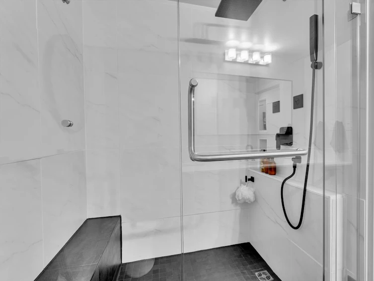 210-221 Union Street, Vancouver, BC, V6A 0B4 - 19