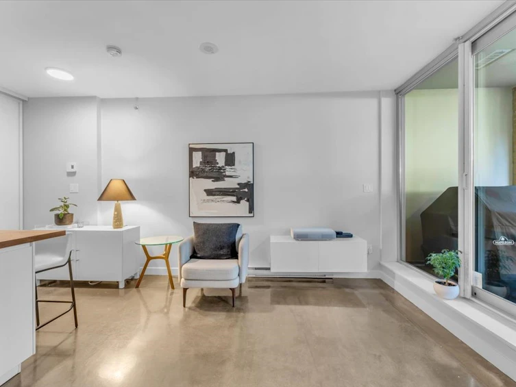 210-221 Union Street, Vancouver, BC, V6A 0B4 - 8