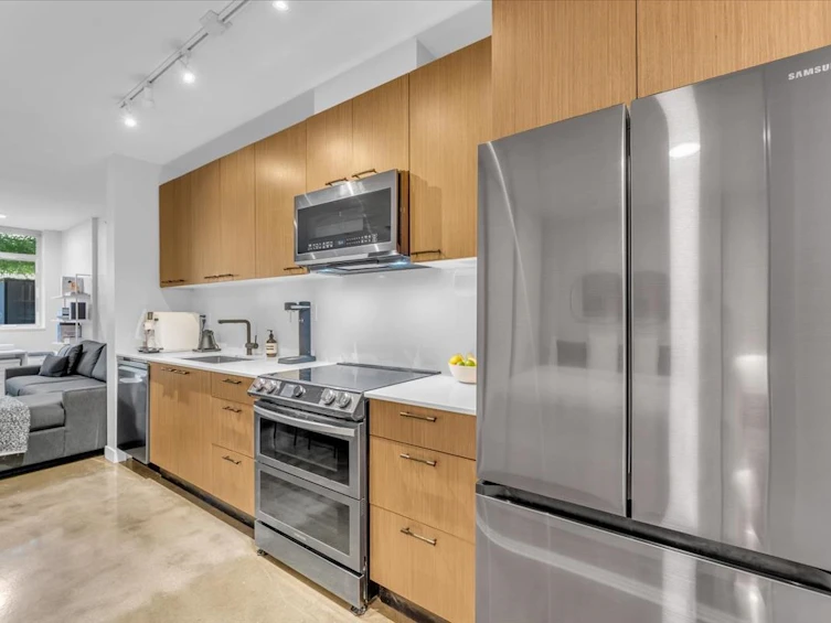 210-221 Union Street, Vancouver, BC, V6A 0B4 - 14