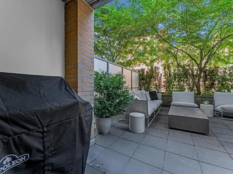 210-221 Union Street, Vancouver, BC, V6A 0B4 - 24
