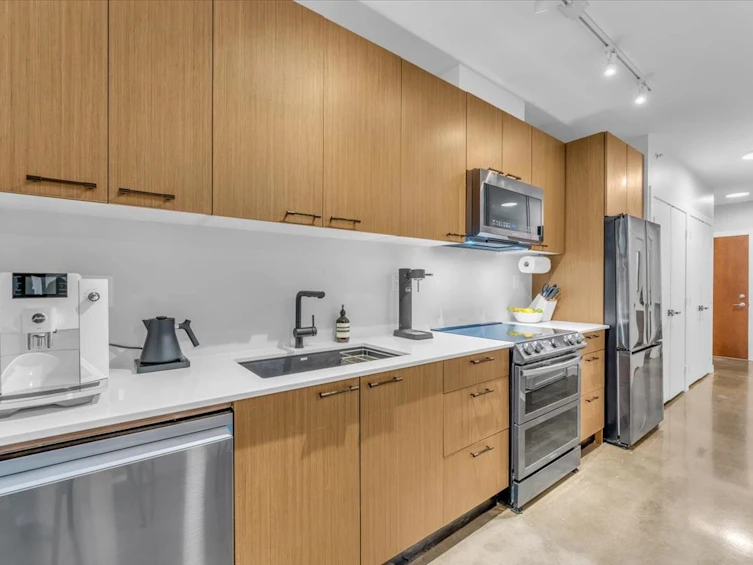 210-221 Union Street, Vancouver, BC, V6A 0B4 - 15