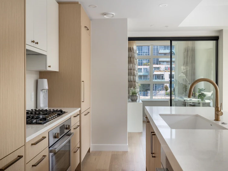207-5007 Ash Street, Vancouver, BC, V5Z 3G3 - 3