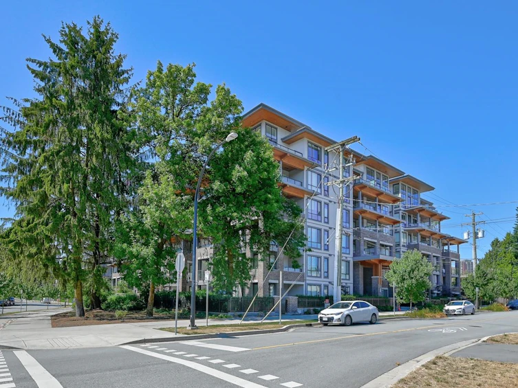 103-7599 15th Street, Burnaby, BC, V3N 0H9
