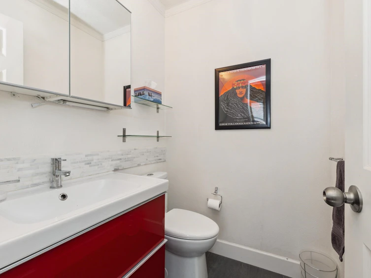 4728 Underwood Avenue, North Vancouver, BC, V7K 3A8 - 16