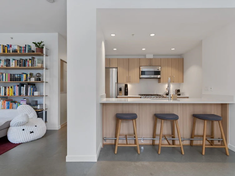 128 W 1st Avenue, Vancouver, BC, V5Y 0H5 - 3
