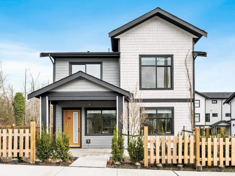 18-20645 68 Avenue, Langley, BC, V2Y 1P9 - 2