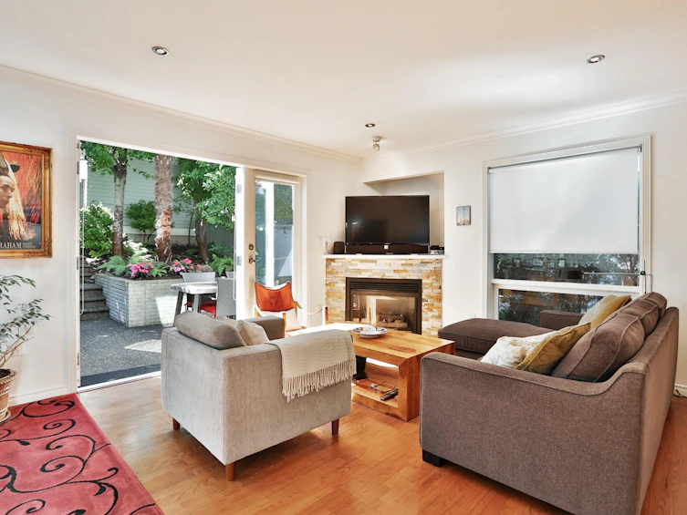 2610 Point Grey Road, Vancouver, BC, V6K 1A5 - 3