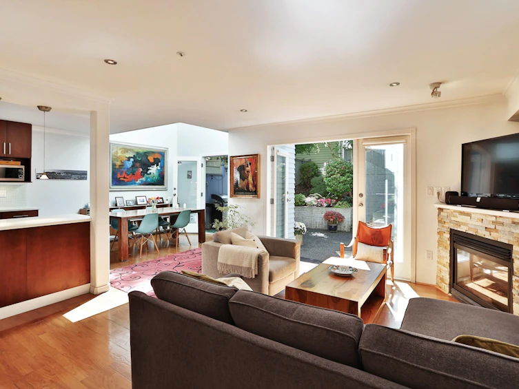 2610 Point Grey Road, Vancouver, BC, V6K 1A5 - 4