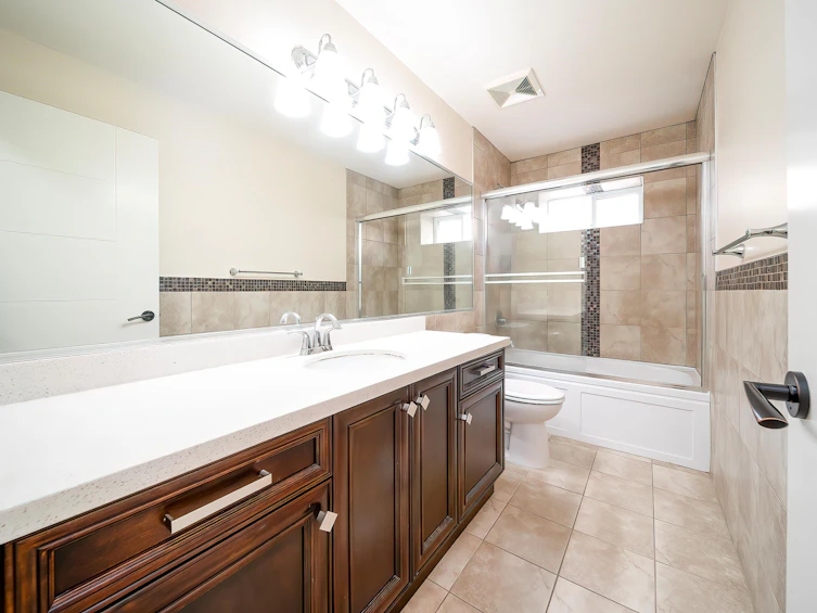 4291 Winnifred Street, Burnaby, BC, V5J 2S5 - 40