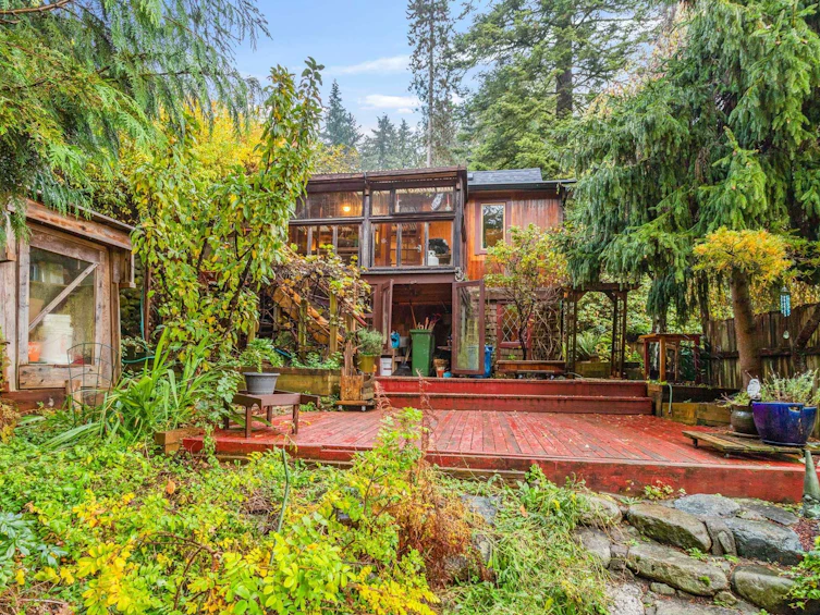 713 E St. James Road, North Vancouver, BC, V7K 1G9 - 25