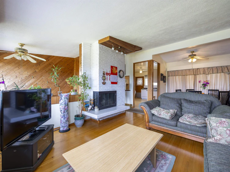 4646 Charlotte Court, Burnaby, BC, V5G 2R8 - 8