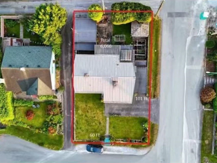 4646 Charlotte Court, Burnaby, BC, V5G 2R8