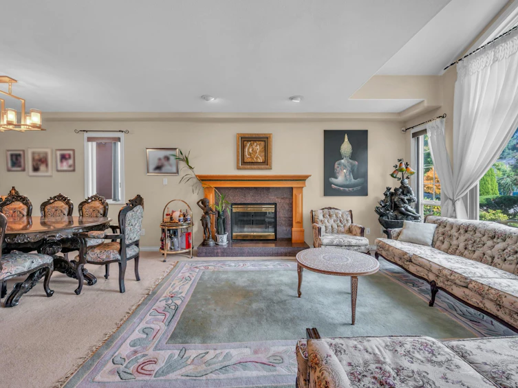 7093 Dow Avenue, Burnaby, BC, V5J 3X2 - 7
