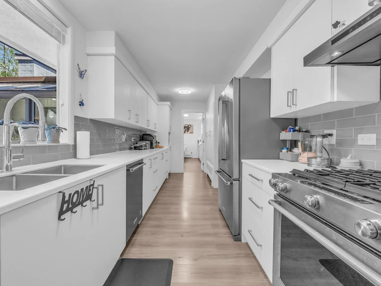1555 Lawson Avenue, West Vancouver, BC, V7V 2C8 - 14
