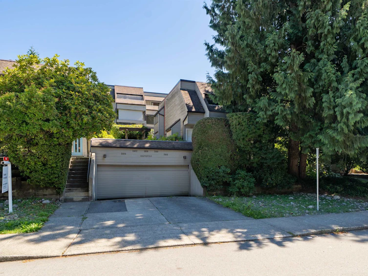 2018 Chesterfield Avenue, North Vancouver, BC, V7M 2P6 - 2