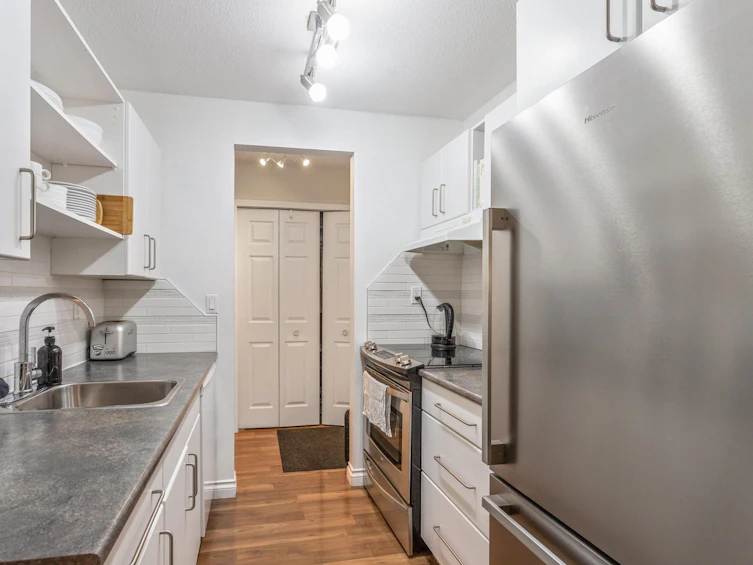 304-195 Mary Street, Port Moody, BC, V3H 2P1 - 9