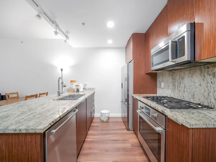 501-8688 Hazelbridge Way, Richmond, BC, V6X 0R6 - 6