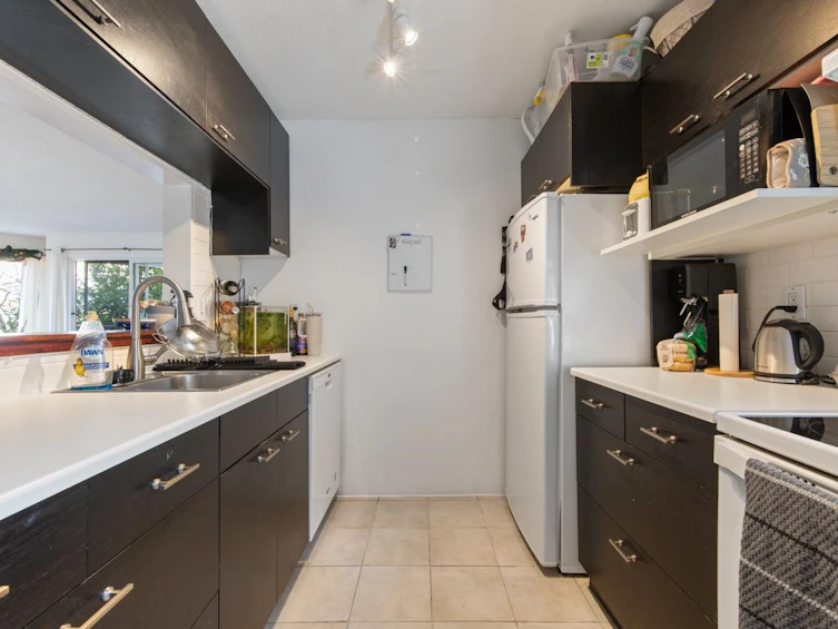 205-1345 W 4th Avenue, Vancouver, BC, V6H 3Y8 - 9
