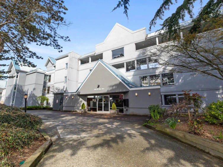 205-1345 W 4th Avenue, Vancouver, BC, V6H 3Y8 - 2