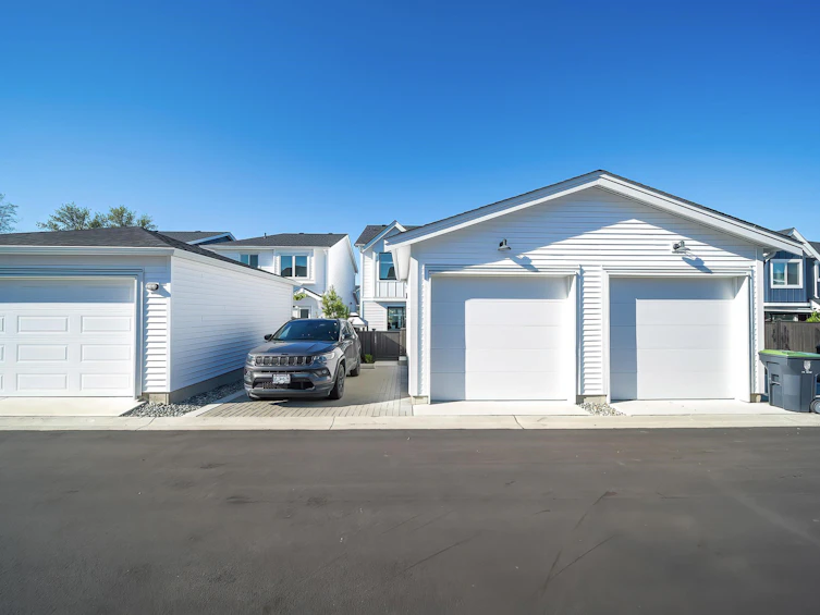 19628 75a Avenue, Langley, BC, V2Y 3T2 - 11