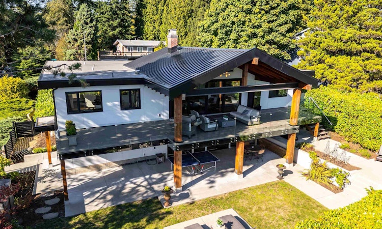 302 Oxford Drive