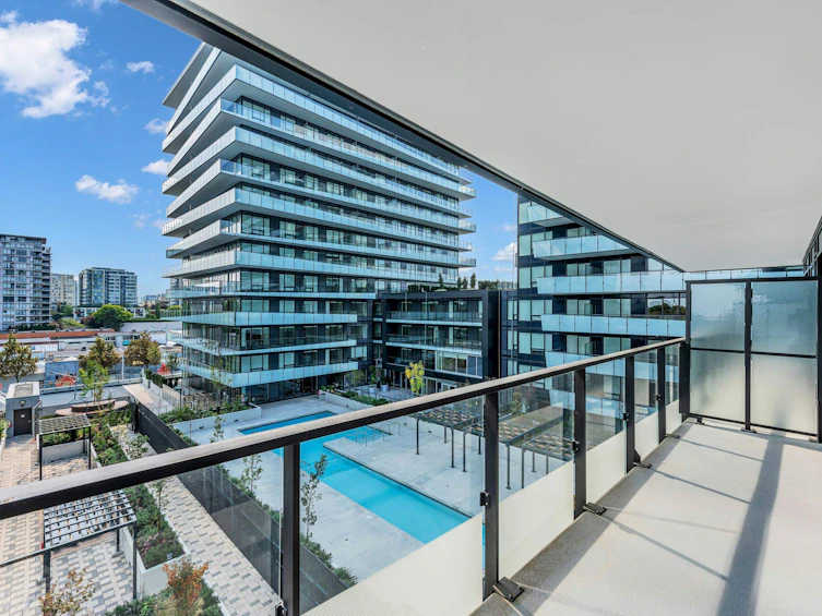 607-5593 No. 3 Road, Richmond, BC, V6X 0X6