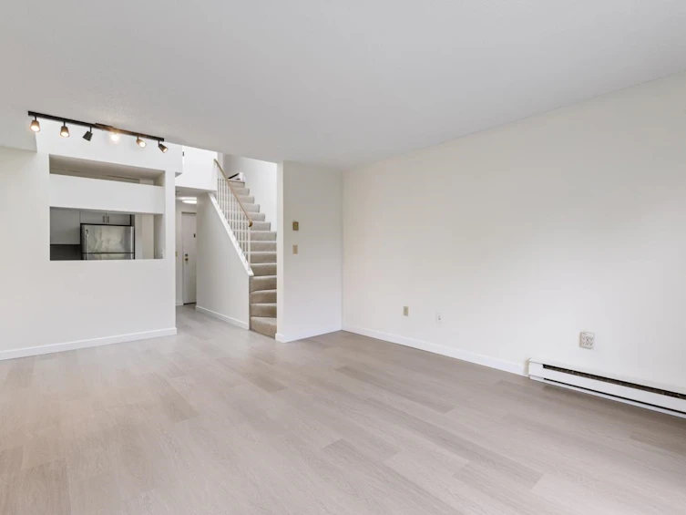 22-1345 W 4th Avenue, Vancouver, BC, V6H 3Y8 - 5