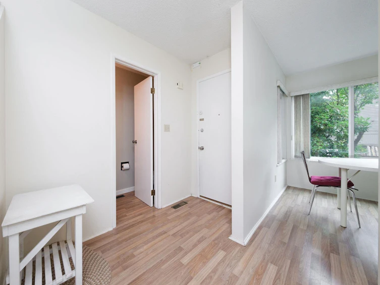4728 Willowdale Place, Burnaby, BC, V5G 4B4 - 11
