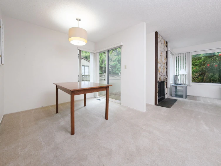 4728 Willowdale Place, Burnaby, BC, V5G 4B4 - 5