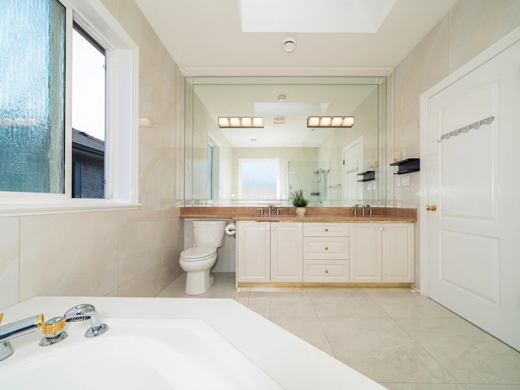763 W 64th Avenue, Vancouver, BC, V6P 2L2 - 26
