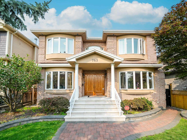 763 W 64th Avenue, Vancouver, BC, V6P 2L2