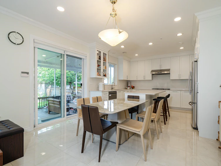 763 W 64th Avenue, Vancouver, BC, V6P 2L2 - 13