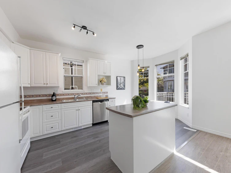 6538 121 Street, Surrey, BC, V3W 1C5 - 9