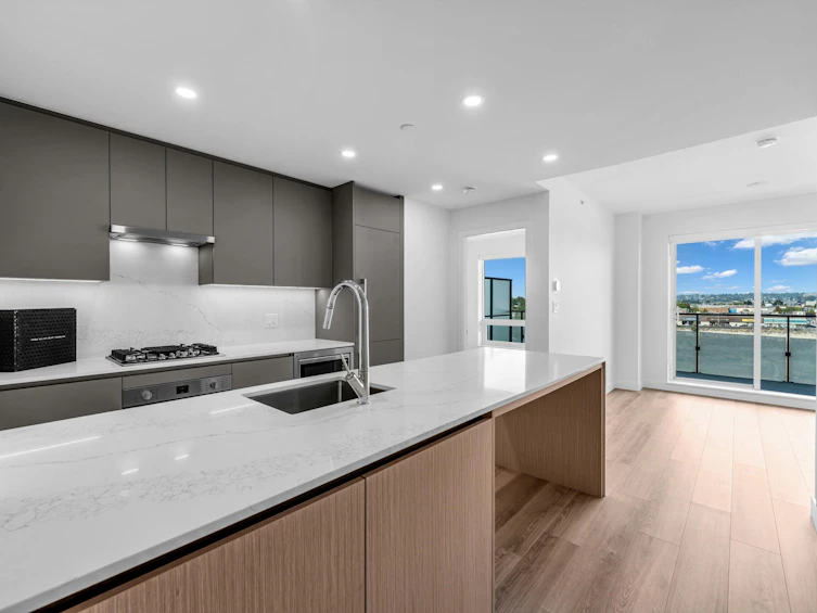 610-5593 Number 3 Road, Richmond, BC, V6X 0X6