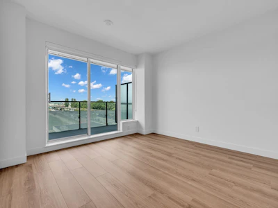 610-5593 Number 3 Road - 5