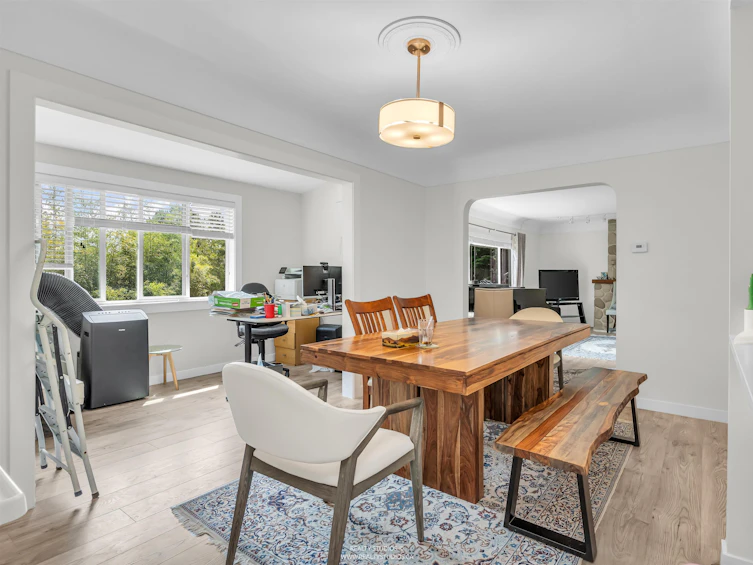 694 Keith Road, West Vancouver, BC, V7T 1L9 - 5