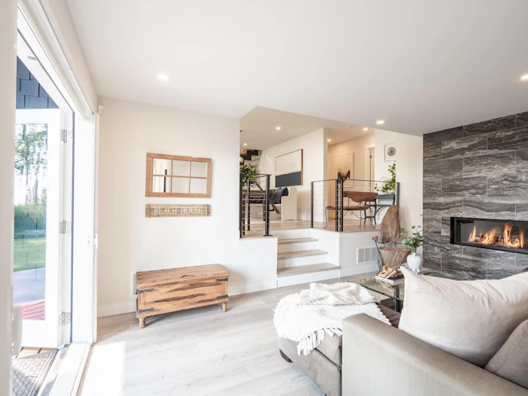 1590 Ocean Beach Esplanade, Gibsons, BC, V0N 1V5 - 10