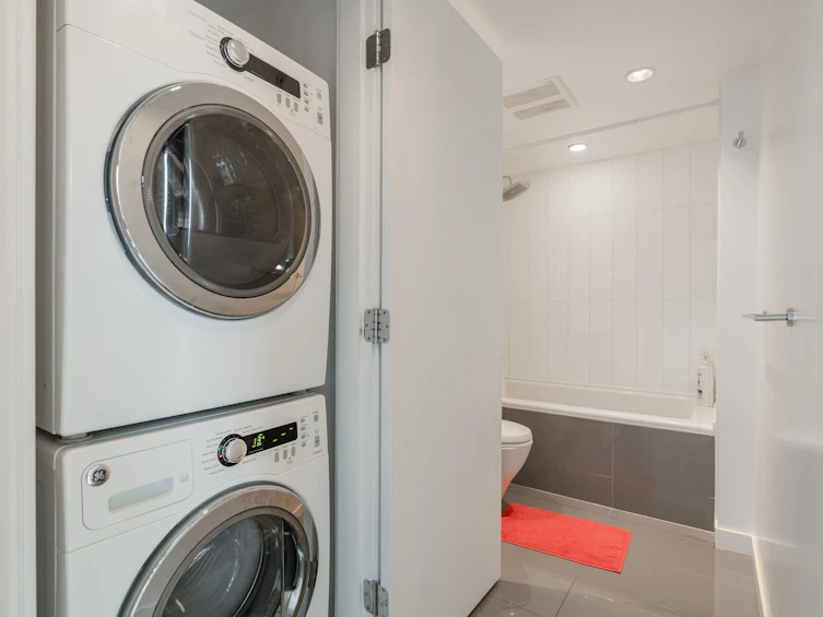 1902-999 Seymour Street, Vancouver, BC, V6B 0M5 - 12