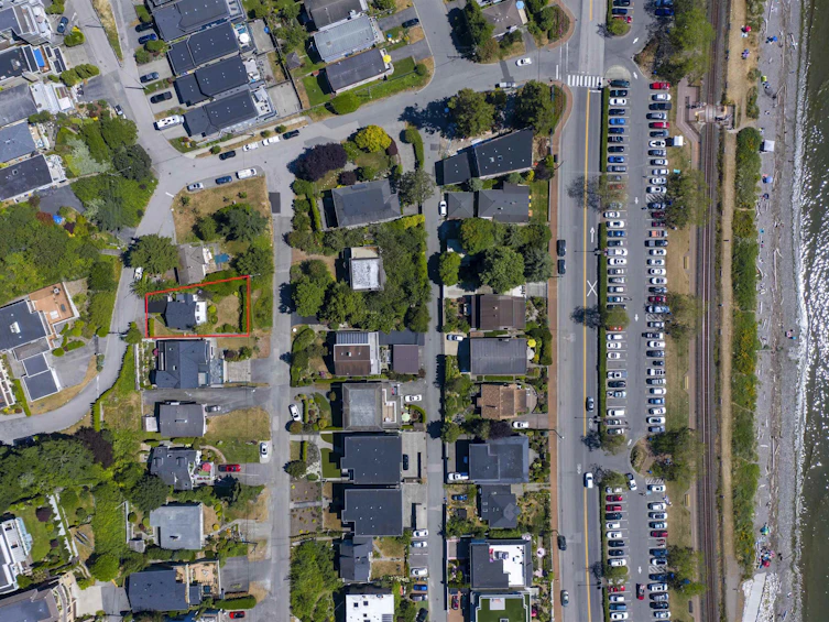 14683 West Beach Avenue, Surrey, BC, V4B 2T9 - 23