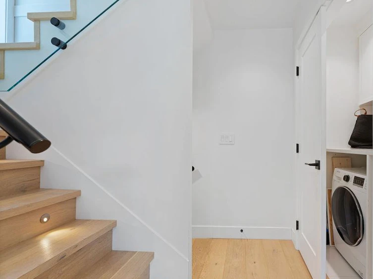 3437 Franklin Street, Vancouver, BC, V5K 1Y4 - 29
