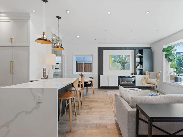 3437 Franklin Street, Vancouver, BC, V5K 1Y4 - 4