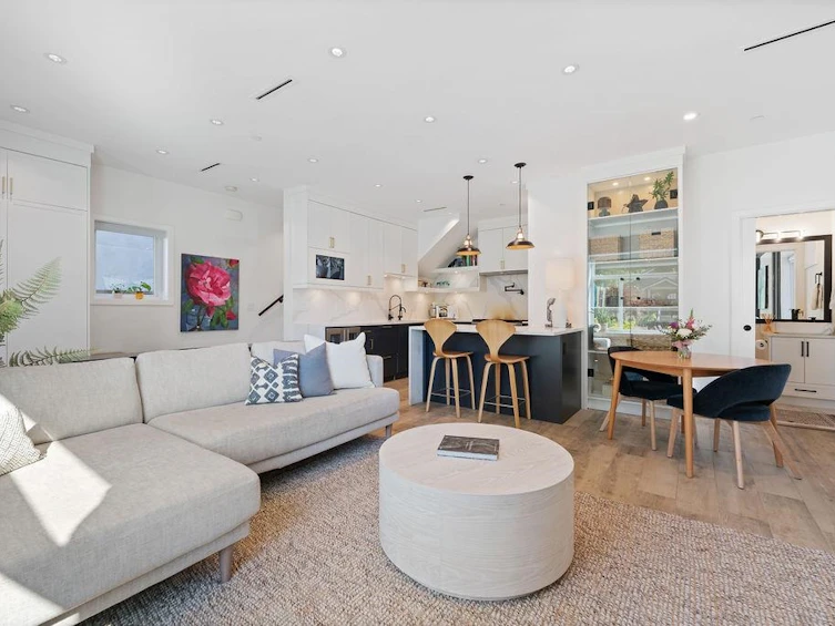 3437 Franklin Street, Vancouver, BC, V5K 1Y4 - 13