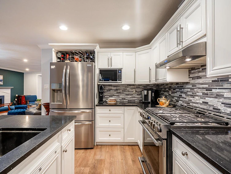 2860 Woodland Street, Abbotsford, BC, V2S 4E4 - 4