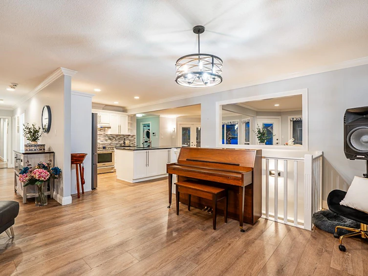 2860 Woodland Street, Abbotsford, BC, V2S 4E4 - 11