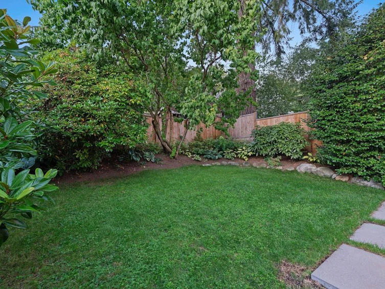 230 E 28 Street, North Vancouver, BC, V7N 1C2 - 39